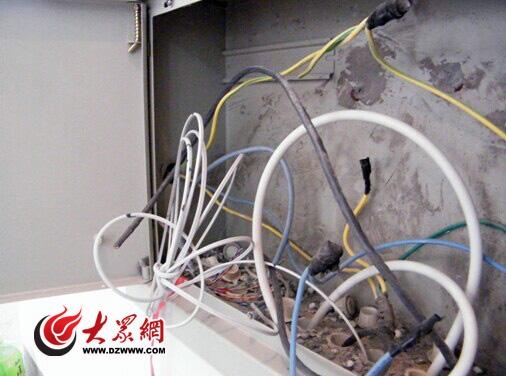 中铁逸都国际水电安装违规 验收竟“符合规范”
