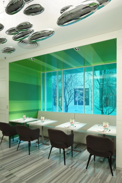 又及餐厅 柔和绿色系和天然大理石如同调色盘