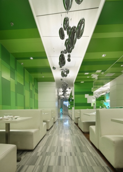 又及餐厅 柔和绿色系和天然大理石如同调色盘