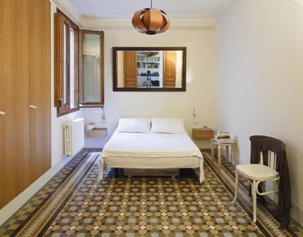 西班牙长型老公寓改造 为业主打造温馨舒适的家