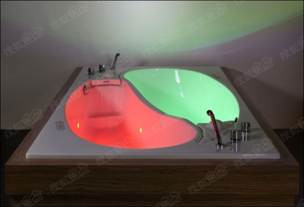 情侣双人浴缸灯光效果(红+绿)