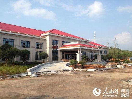 湖南攸县被曝建实木家具官员公寓 星级接待用房