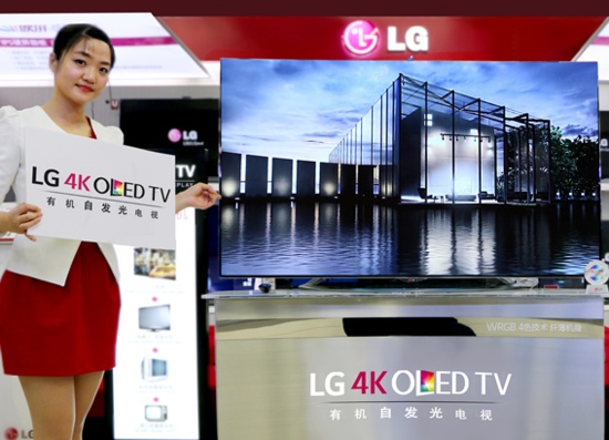 LG 4K曲面OLED电视商场同步开售 无敌画质引发围观赞叹241.png