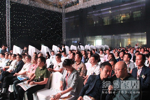 2014首届中国国际家俬面料及辅料博览会开幕