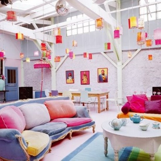 10款色彩缤纷房间设计 家居迎来清凉日