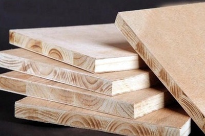 为何木材市场大量积压 价格倒挂？