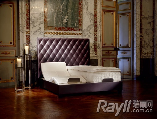 Treca Interiors Paris不但床垫舒适尊贵，床体设计更享有“睡眠奢侈品”的美誉。