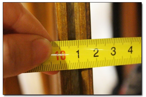 安信非洲花梨美式古典系列实木地板厚度测量：18mm