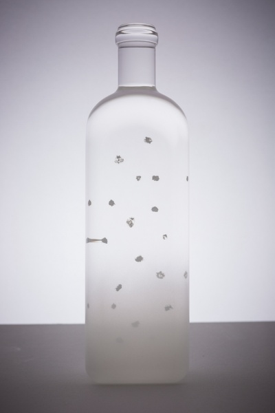 佐藤大为2014巴黎展“文字”主题创作雨瓶