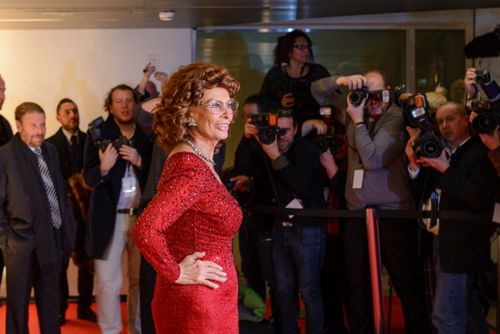 意大利国宝级传奇女星、奥斯卡终身成就奖得主索菲亚·罗兰（Sophia Loren）