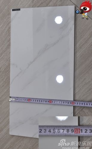 博德爵士白瓷砖的标准尺寸为：600×300mm