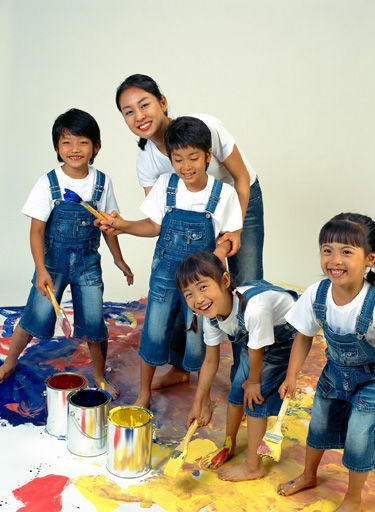 IMOLA陶瓷承办2015首届“绘意杯”儿童绘画赛启动