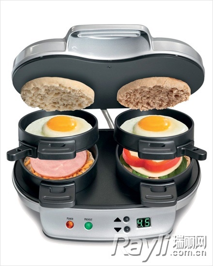 用早餐机自制可口汉堡