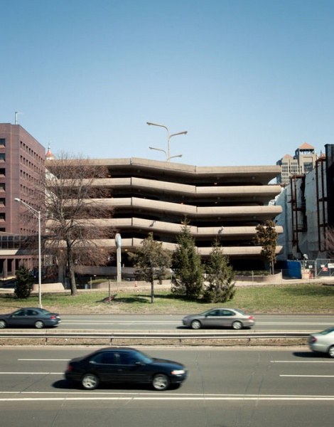 庙街停车场/保罗·鲁道夫（paul rudolph）