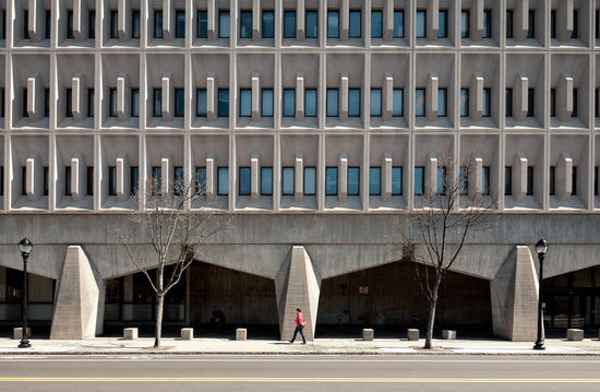 耶鲁大学工程与应用科学学院/马赛尔·布鲁尔（marcel breuer）