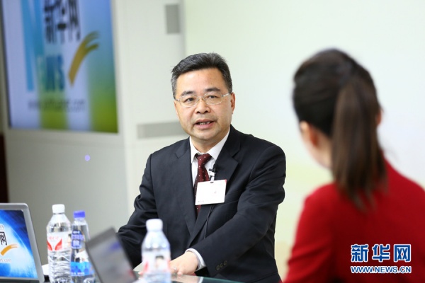 唯美集团董事长、总裁黄建平接收新华网记者采访