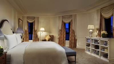 每晚睡在丽思卡尔顿酒店的床上只需三块钱