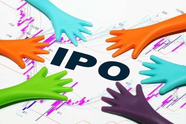 30家企业获IPO批文 2015已有98家