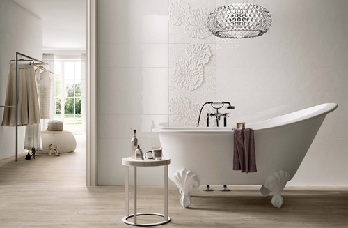 折纸般的花纹浮雕，增添了卫浴空间的艺术情调