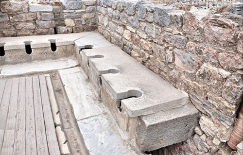 [小知识大补脑]：揭秘中国古代厕所的哪点事