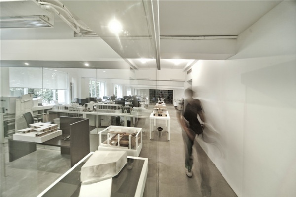 黑盒子 如恩设计研究室与设计共和办公楼