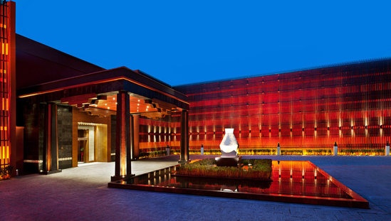 酒店入口，2011年获得西藏最佳新酒店建筑与设计奖
