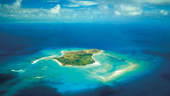 加勒比海上的宁静小岛，时而给你置身于巴厘岛的错觉。