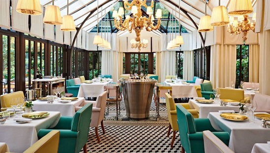 卡尔帕乔餐厅已有30多年的历史，是巴黎意大利餐厅中唯一一家米其林餐厅。