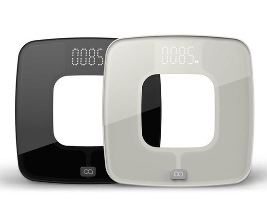 OAXIS Glo 蓝牙智能身体分析仪的外观有两种颜色可供选择,分别是黑色版本和白色版本