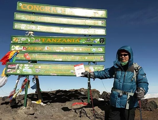 贾锋登山与喻恒奏琴，不务正业or弘扬精神?