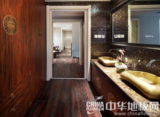 新中式卫浴间木地板图片