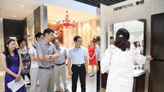 湖北省利川市委常委、副市长陈鹏一行参观新明珠