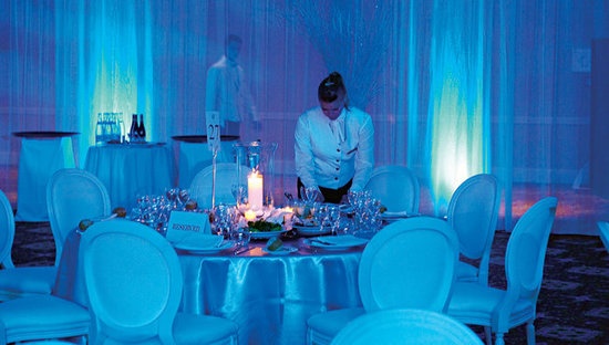 酒店提供专业的会议、宴会及婚礼服务。