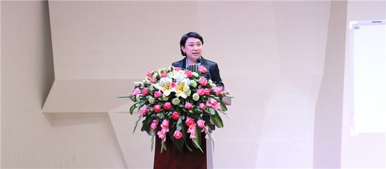 中国陶瓷总部营运总经理汤洁明女士致辞
