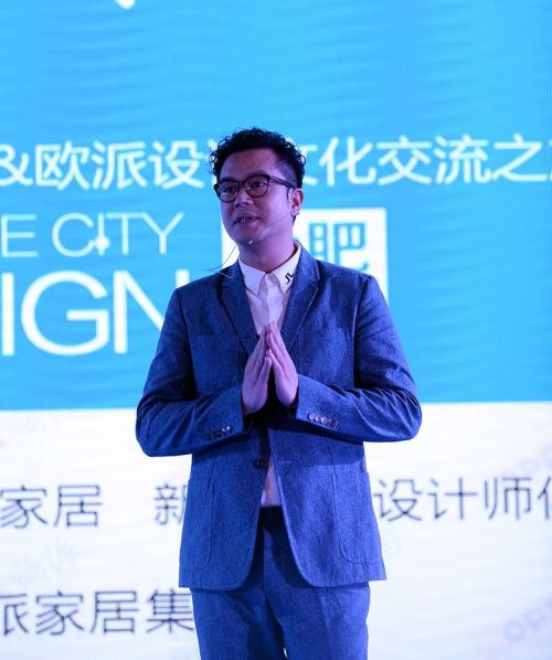 香港著名设计师，黄志达设计师有限公司创始人黄志达