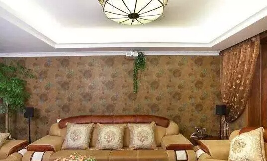 做个美美的沙发背景墙 墙纸搭配技巧大揭密