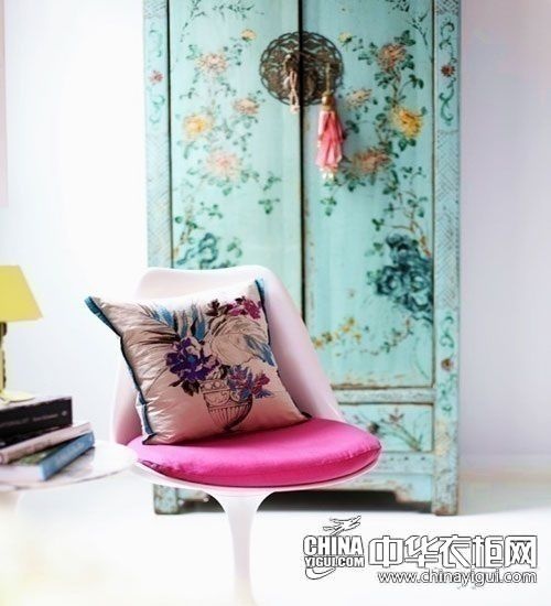 中式传统家具大逆袭 薄荷色花卉衣柜华丽新生