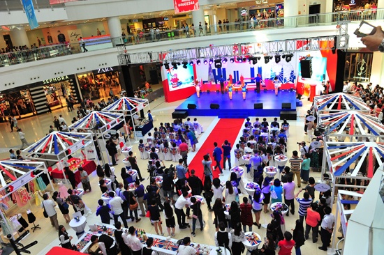 仲盛世界商城五周年庆暨2015英国文化节在沪开幕