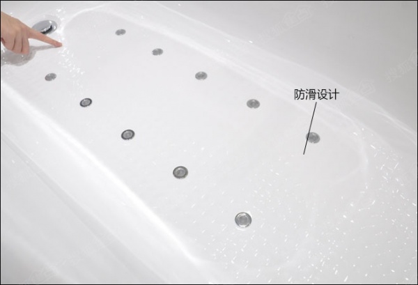 赛唯雅卫浴S04022TQ气泡按摩浴缸防滑性设计