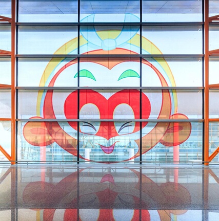 最繁忙的美术馆——巨幅孙悟空亮相首都机场国漫90周年艺术展