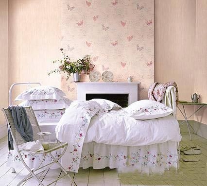 为卧室增色的花样壁纸 让生活如此多娇