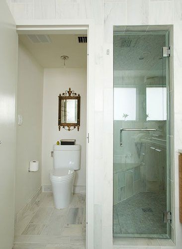 卫浴空间巧划分保证宽敞观感