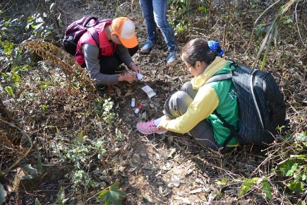 迈向巅峰志存高远——诗尼曼中高层徒步越野