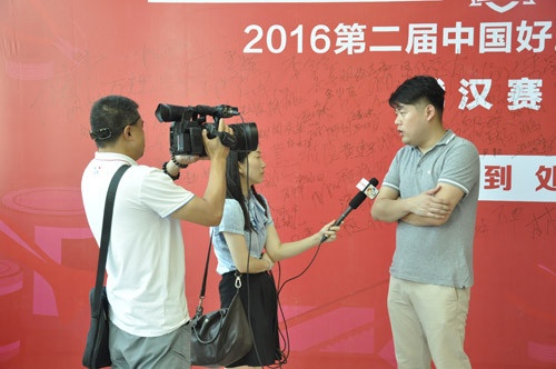 泰尔美板材事业部经理汪凌峰接受武汉电视台采访