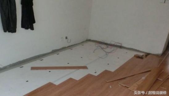 地砖上再铺一层地板，到底是浪费地板还是浪费层高？