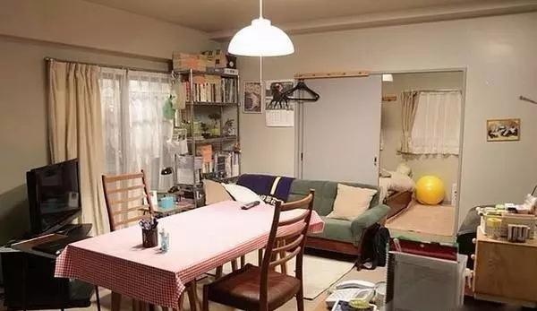 不用榻榻米、升降桌，5招打造日式温暖家居