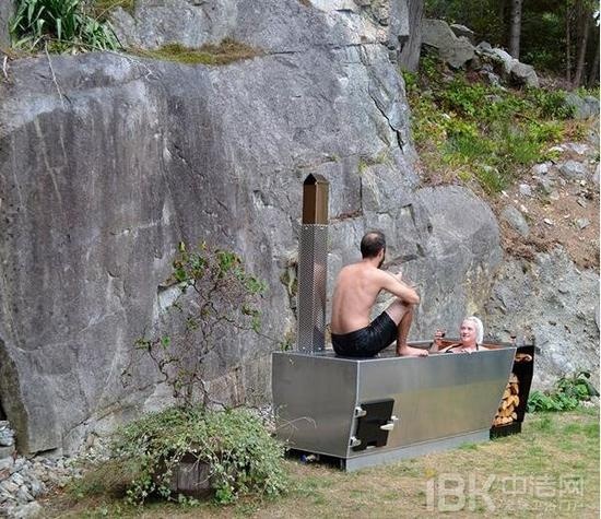 有了这款浴缸 自制温泉不在话下