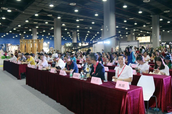 2017广州国际家居软装博览会开幕