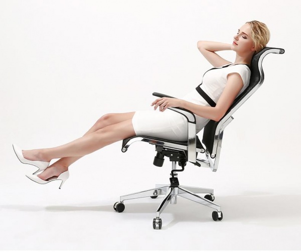 高颜礼品椅 让坐成为一种健康
