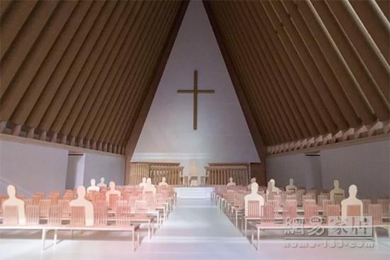 “纸板大教堂”实体模型，1:10，psD“坂茂建筑展 建筑设计与救灾项目的共存”展览现场